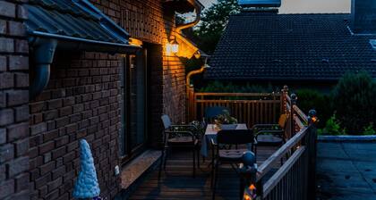 Holiday Home 'Ferienwohnung Im Grünen' with Balcony and Wi-Fi
