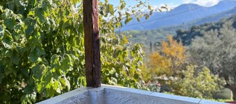 Δωμάτια Εξοχή-With fireplace and view to the sea