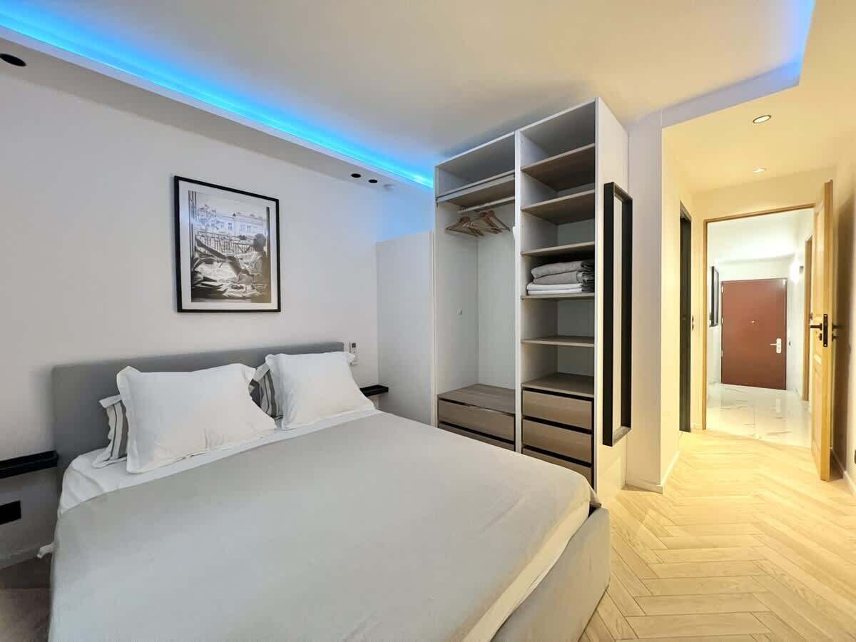 2 quartos, ferros/tábuas de passar roupa, Wi-Fi, roupa de cama