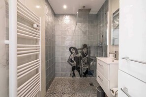 Shower - Charming studio near the Croisette (Cannes)