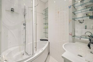 Shower - Studio de Charme ensoleillé Monaco Beausoleil (Beausoleil)