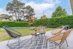 Outdoor dining - Luxueuse Maison 4 Chambres avec Piscine (Tourgéville)