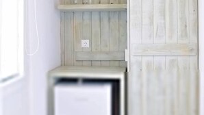 Ảnh chưa phân loại, 3 trong số 18 ảnh, nút