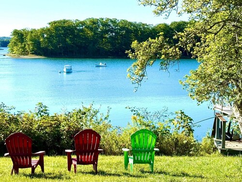 Charming Castine Coastal Getaway – Harbor Views, History & Outdoor Adventure