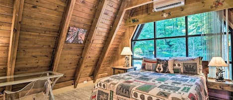 3 chambres, bureau, fer et planche à repasser, lit de bébé portatif