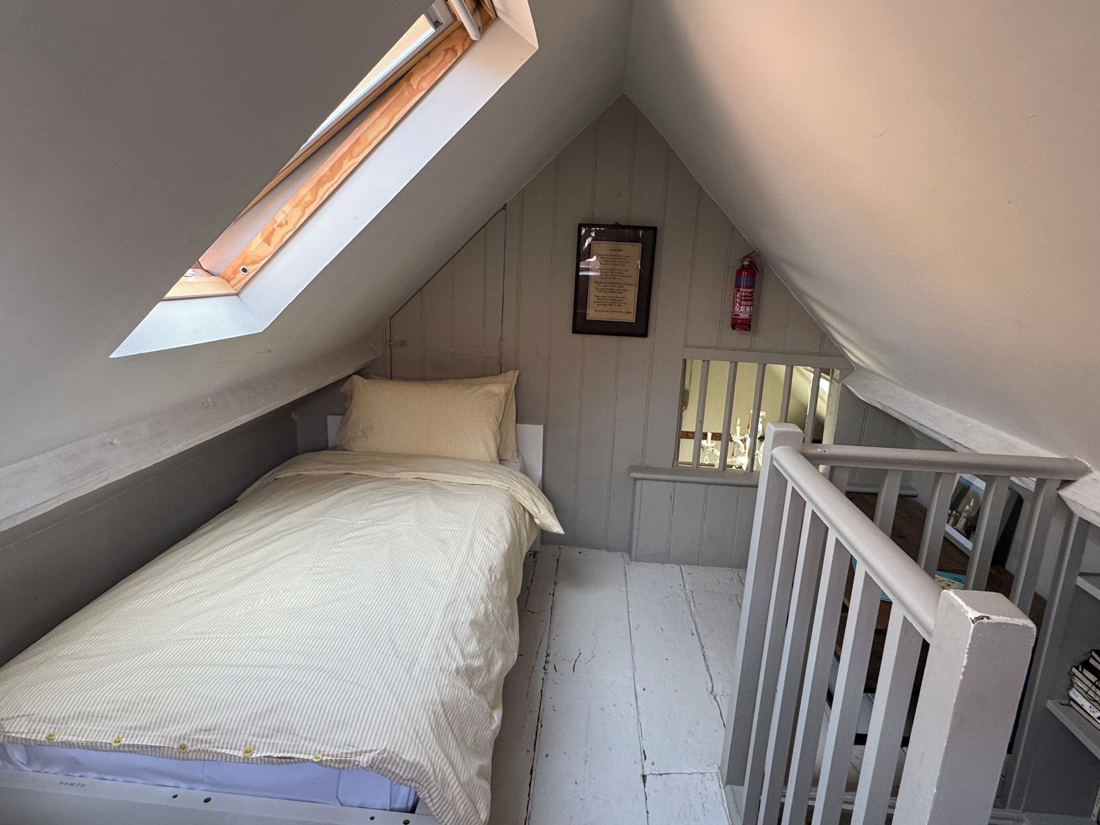 3 dormitorios, tabla de planchar con plancha, wifi y ropa de cama