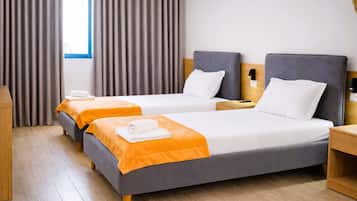Triple Room, Balcony | Free WiFi