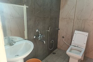 Ducha, cabezal de ducha tipo lluvia, artículos de tocador gratuitos