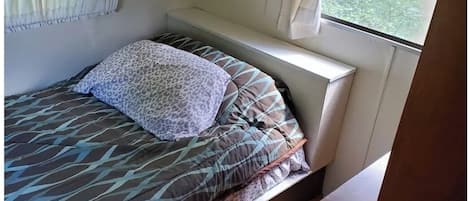 2 slaapkamers, een strijkplank/strijkijzer, wifi, beddengoed