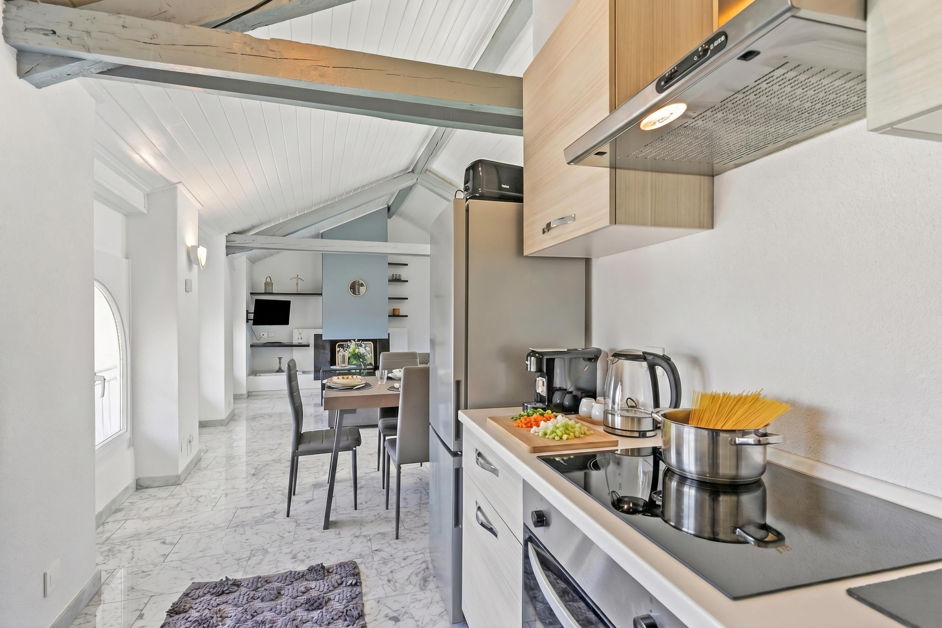 Leilighet – standard, 3 soverom, 2 bad (Charm Apartments Lake View in) | Eget kjøkken