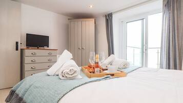 3 slaapkamers, gratis wifi, individueel gedecoreerd