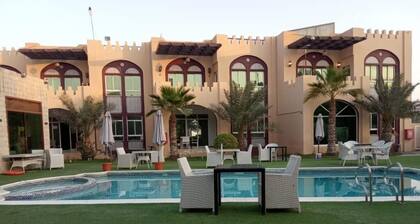 Corniche Palace Hotel