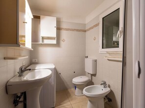 Bathroom - Stunning  villa for 5 people with WIFI, private pool and terrace (Imperia)