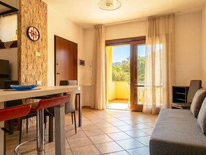 Living area - Nice apartment for 4 people with A/C, terrace and panoramic view (Castelsardo)