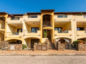 Exterior - Beautiful apartment for 4 guests with A/C, terrace and panoramic view (Castelsardo)