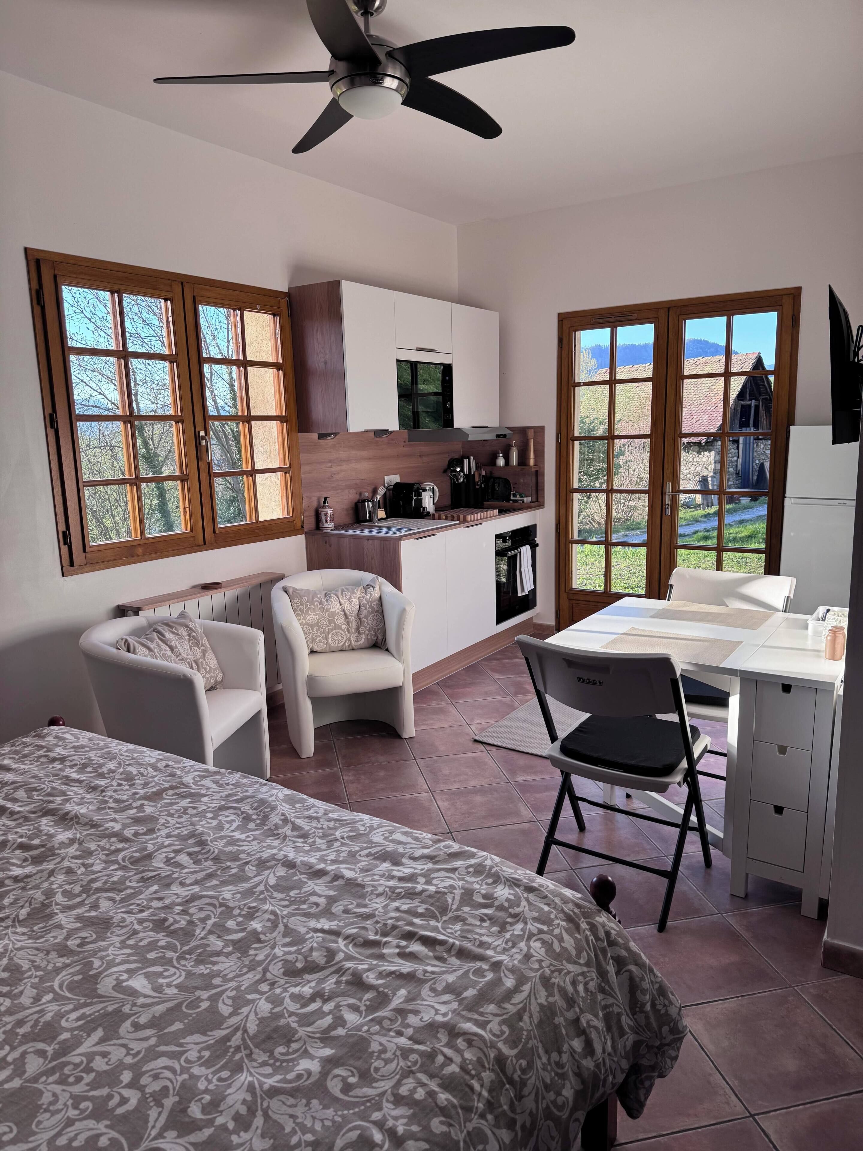 1 bedroom, iron/ironing board, free WiFi, bed sheets