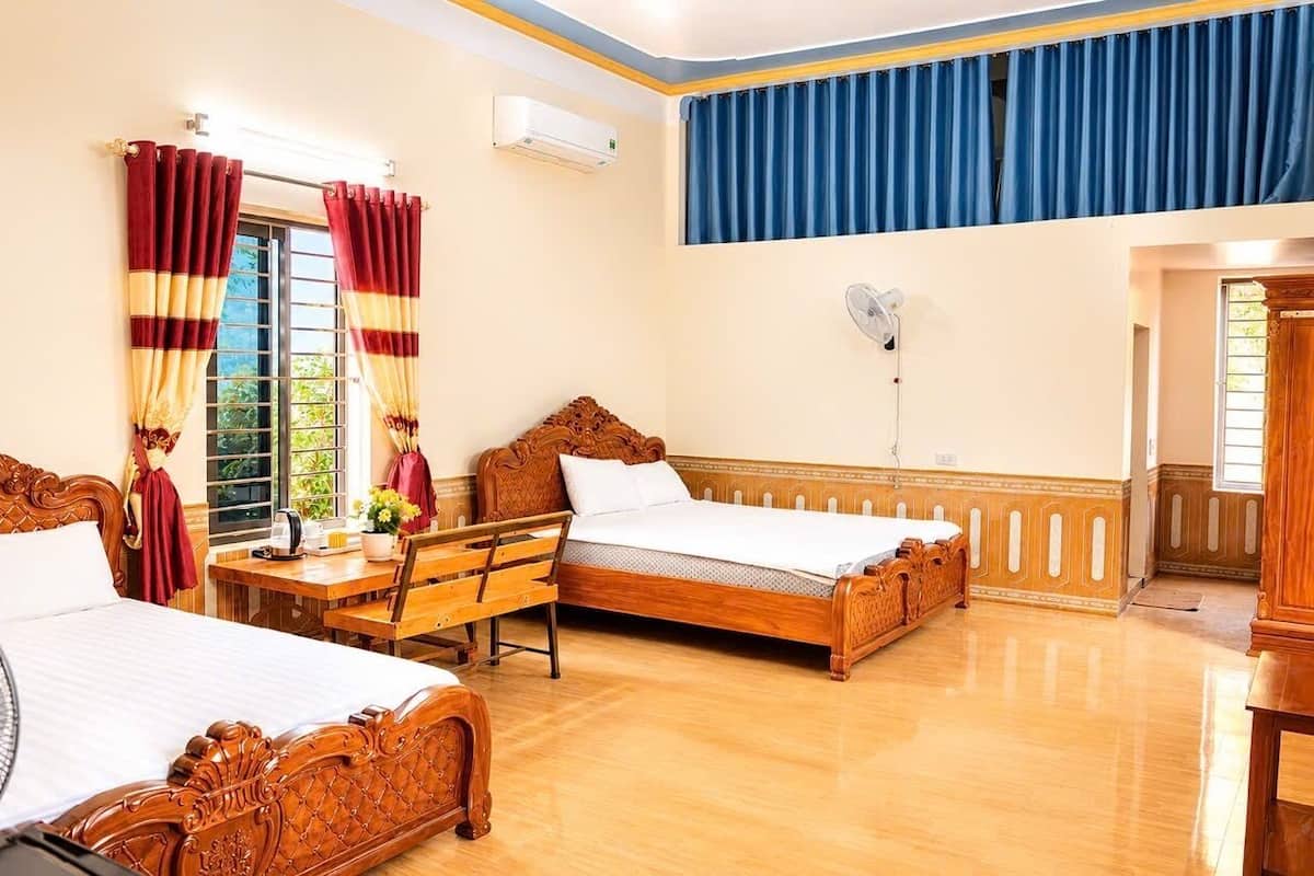 Quadruple Room, Garden View | Desk, soundproofing, free WiFi, bed sheets