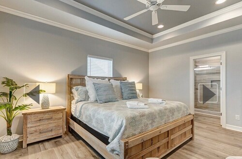 3-bedroom/2 bath house in the beautiful Sandy Shores neighborhood.