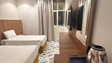 Twin Room | Free WiFi