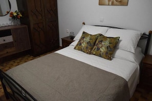 House | 3 bedrooms - Art House by Helen in Soroni Rhodes (Rhodes)