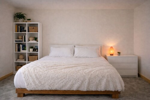Beautiful 3.5 bedroom house for families and professionals – 15 Min to Ithaca!
