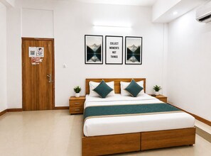 Free WiFi - Mauryan Express Hotel Nangloi Metro (New Delhi)