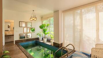 Indoor pool, outdoor pool