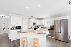 Fridge, microwave, oven, stovetop - Short Walk to Beach | Large Group | Fire Pit (Gulf Shores)