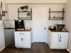 Interior - Private Basement Suite Near KC Stadiums (Blue Springs)