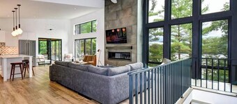 Serene 6-bedroom Retreat in Tory Hill With Lake Views
