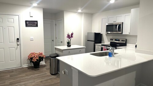 Relax with the whole family at this luxurious, brand-new, safe, and serene place