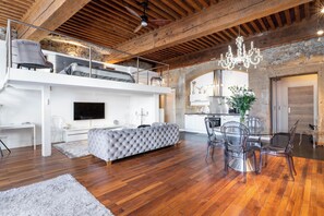 Interior - La Suite Mercière - Luxury loft in the center of town (Lyon)