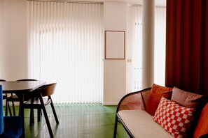 Family Apartment, City View | Private kitchen - Babylon Grands Boulevards (Paris)