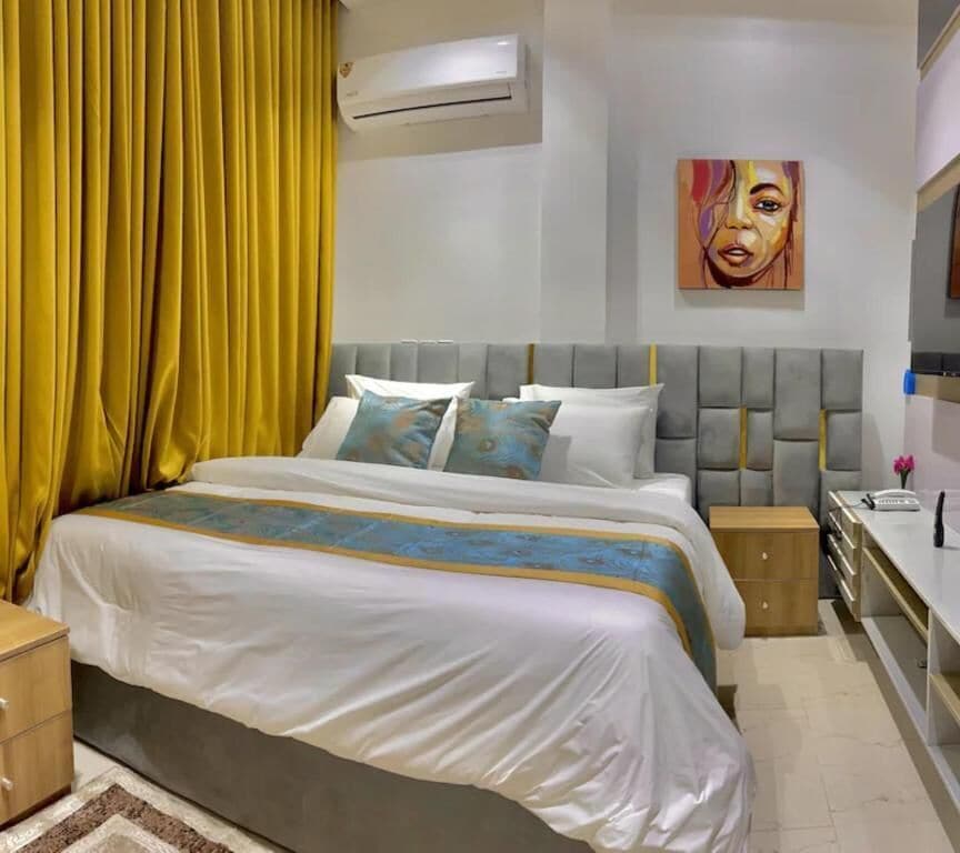 Premium Apartment, Balcony, City View