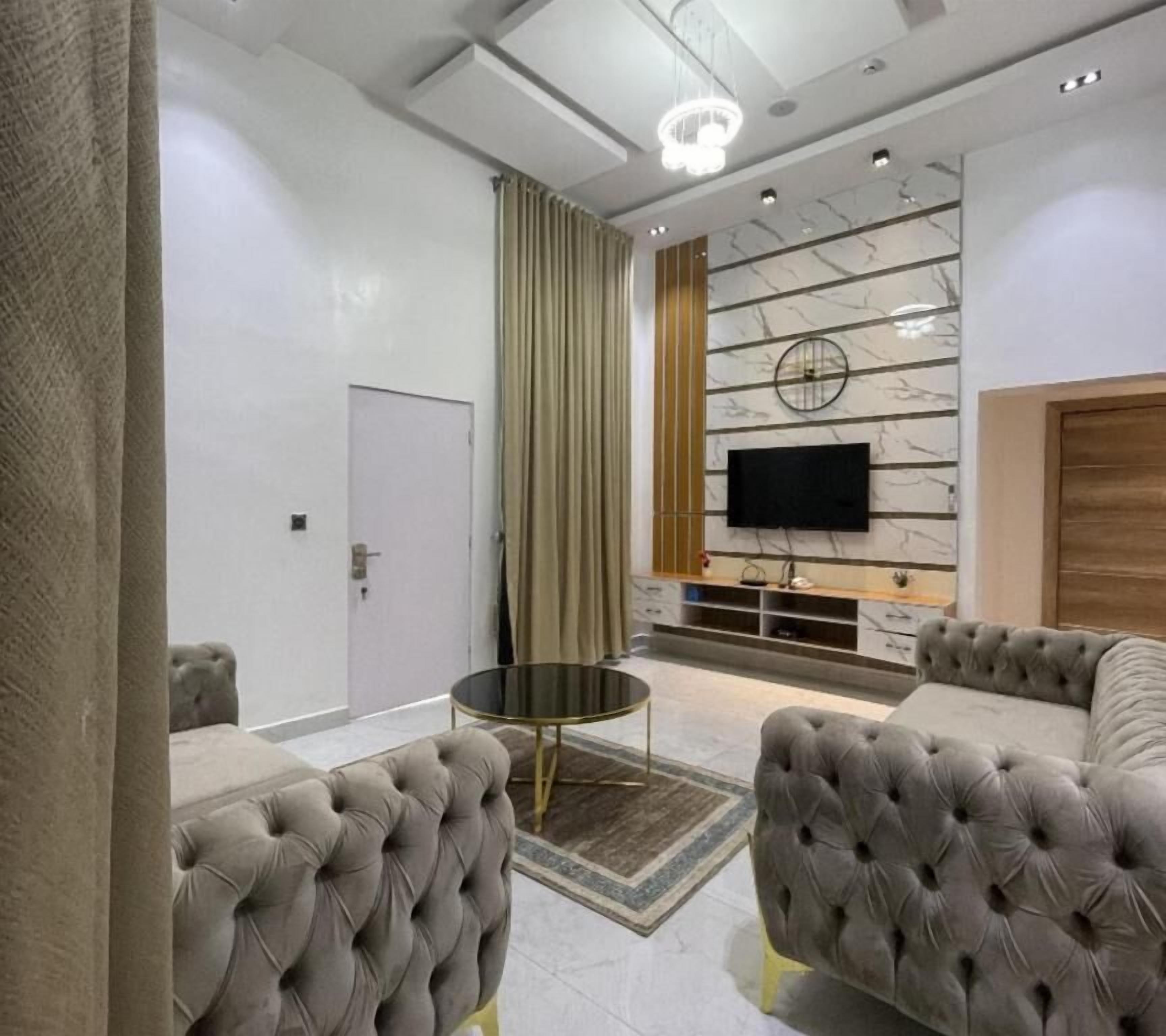Elite Apartment, Balcony, City View | Living area