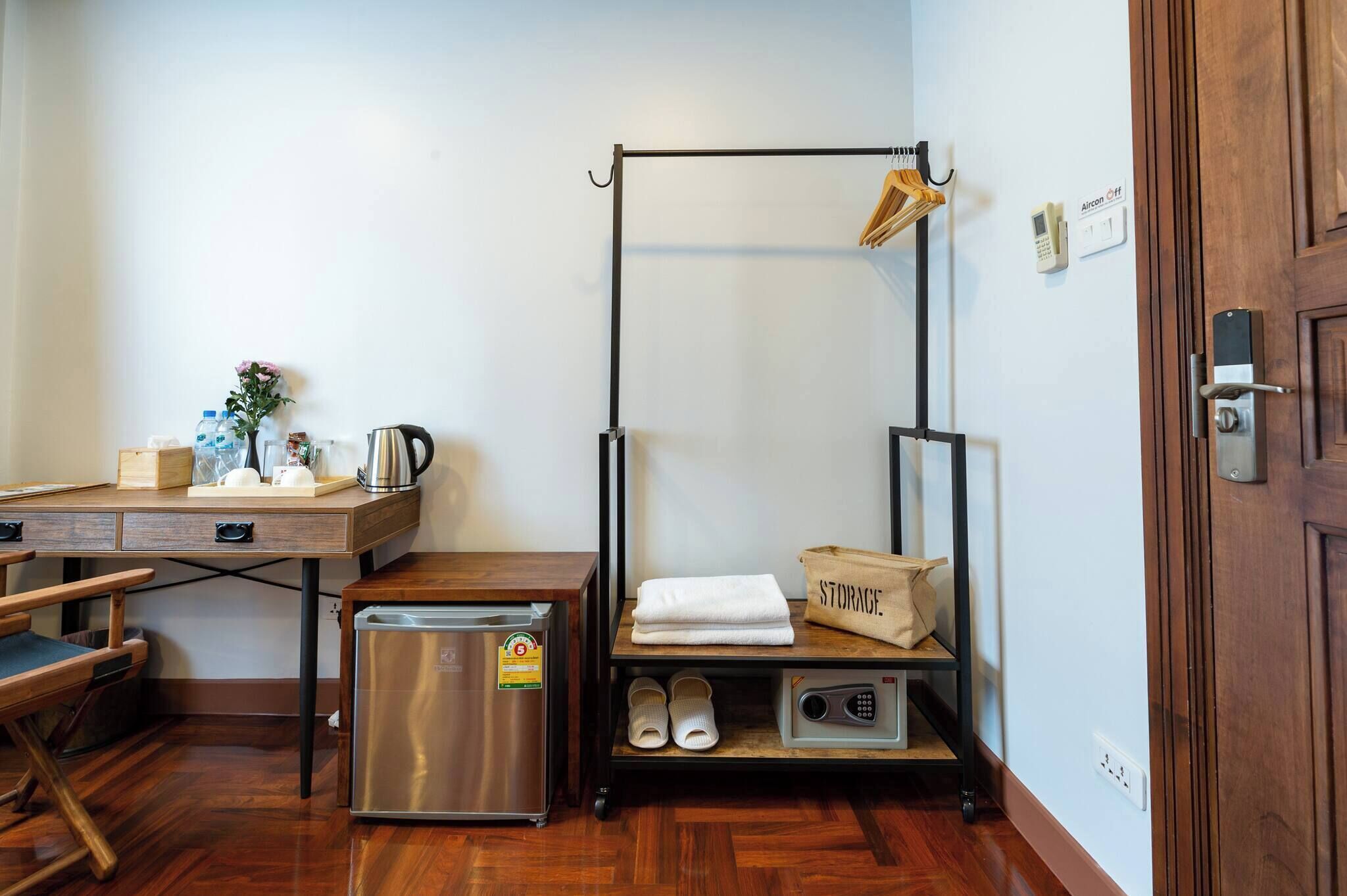 Room, 1 Bedroom | Interior