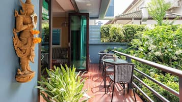 Room, 1 Bedroom, Smoking | Outdoor dining