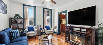Charming Historic 2 Bedroom Corktown Home With Spanish Style Kitchen