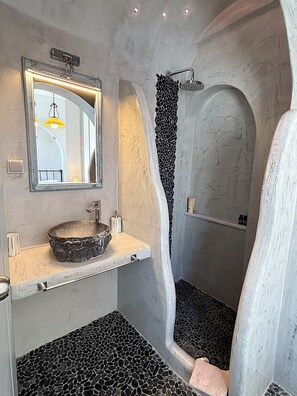 Hair dryer, towels, toilet paper - Villa Gala (Kamari)