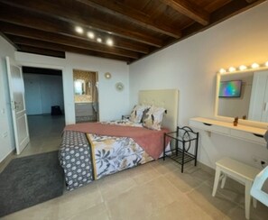 1 bedroom, internet, bed sheets - Studio Ocean View (Arrecife)