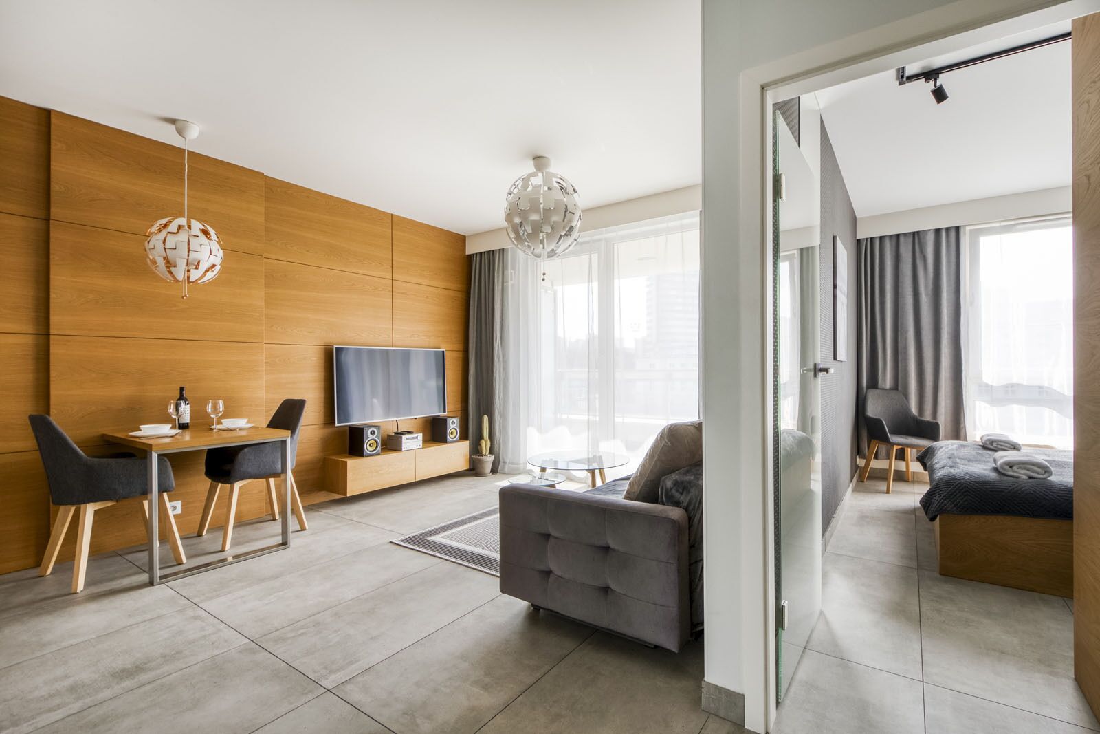 Appartement Supérieur, balcon, vue ville | Coin séjour