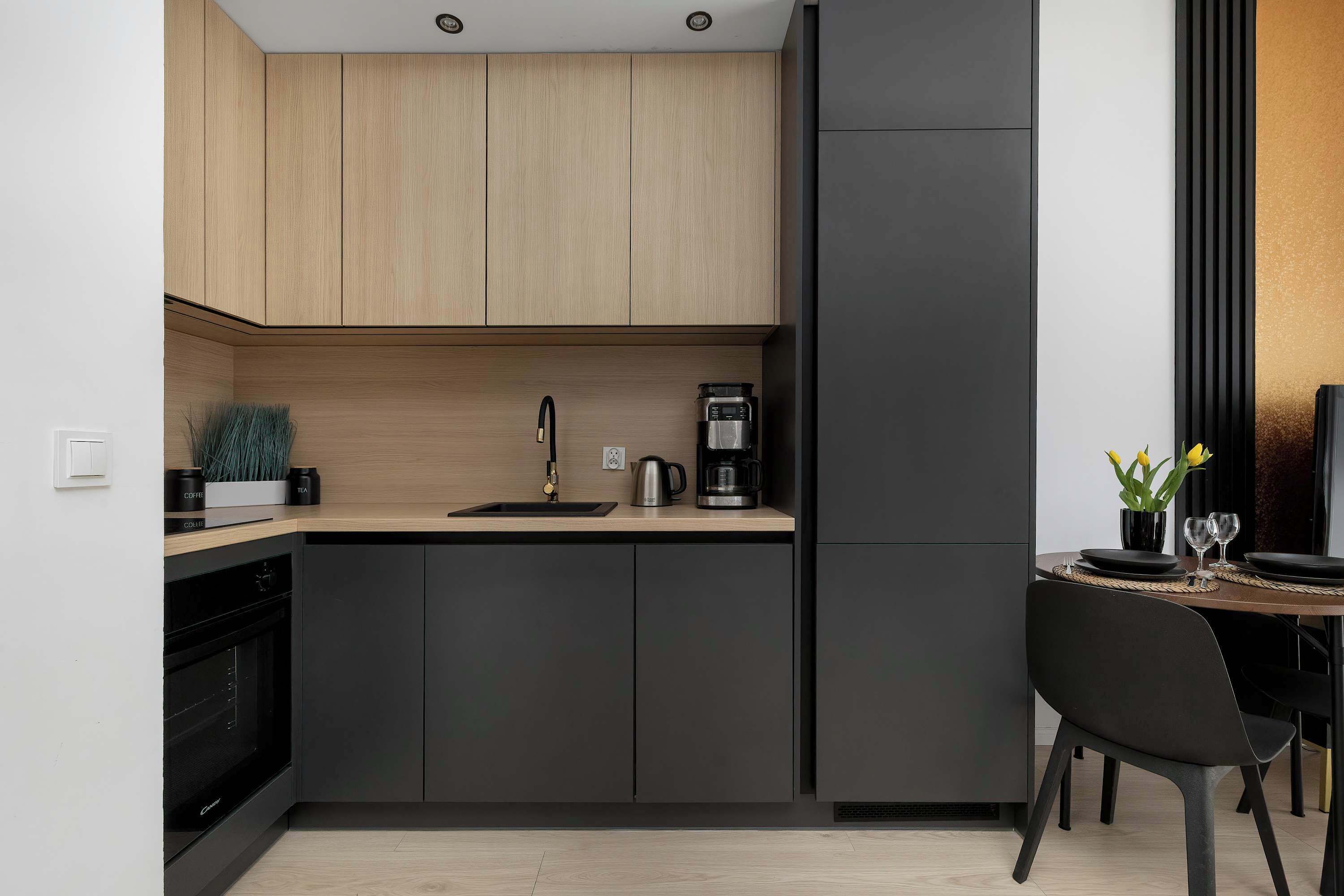 Kühlschrank, Ofen, Herdplatte, Geschirrspüler