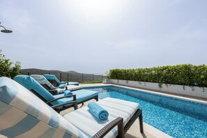 Pool - Villa Olive Tree - Fantastic location with panoramic sea views & private pool (Vinišće)