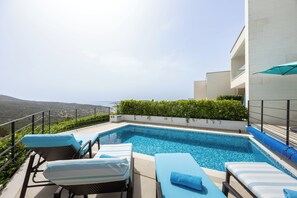 Pool - Villa Olive Tree - Fantastic location with panoramic sea views & private pool (Vinišće)