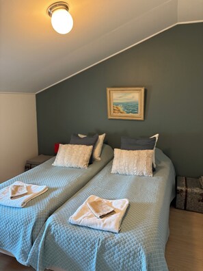 Double Room, Park View | Blackout drapes - Korpinpesä (Pargas)