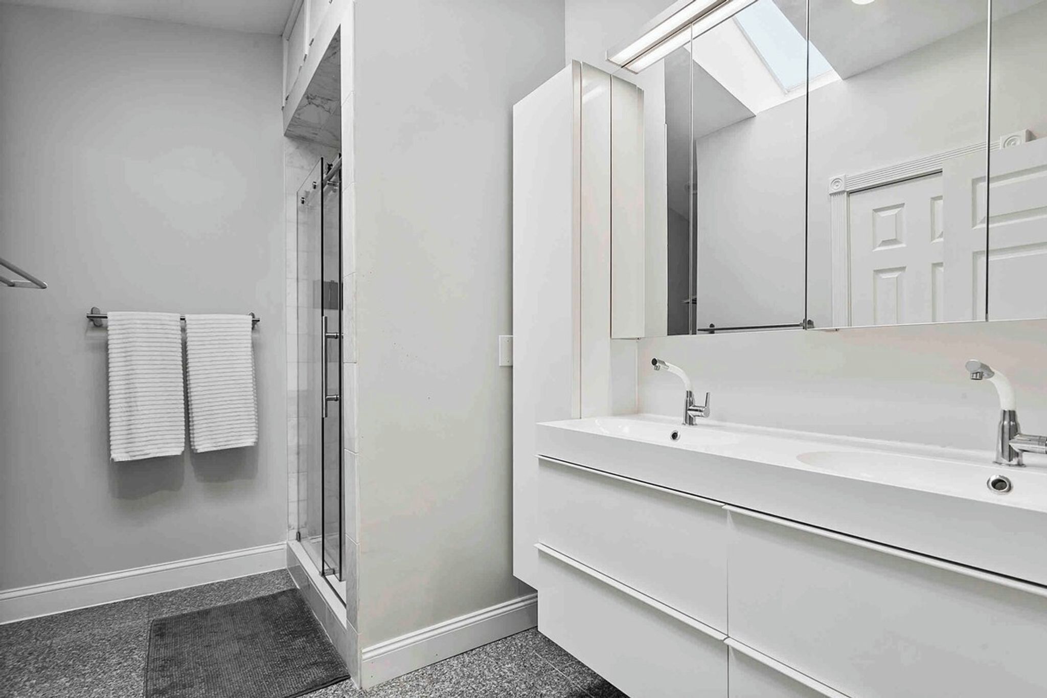 Hair dryer, towels