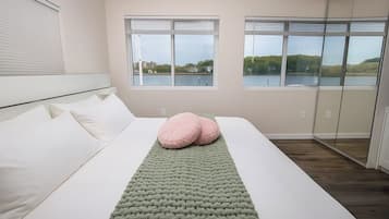 3 bedrooms, internet, bed sheets