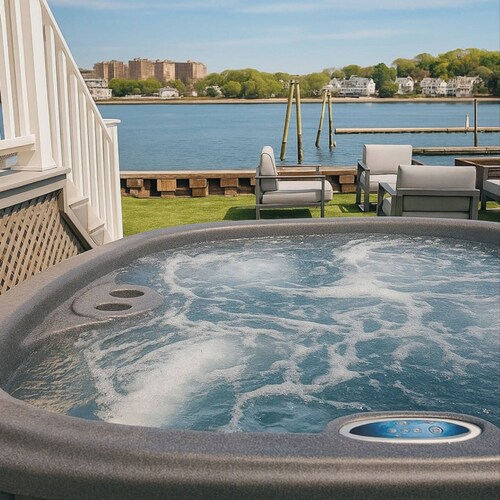 Brand new Waterfront house | Dock | Hot Tub& Kayak