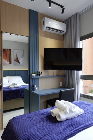 1 bedroom, iron/ironing board, WiFi, bed sheets - Premium Studio 5 min from CGH, Gym and Coworking (São Paulo)