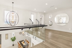 Interior - New 6BR Luxury Home - River View - Near New Westminster (Surrey)